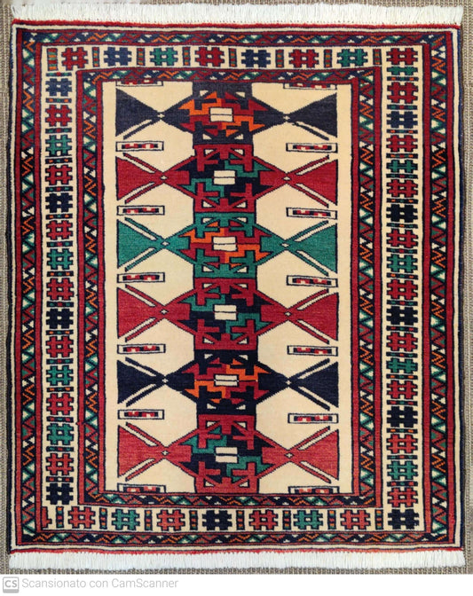 TURKMEN TWINS 78 X 71 cm