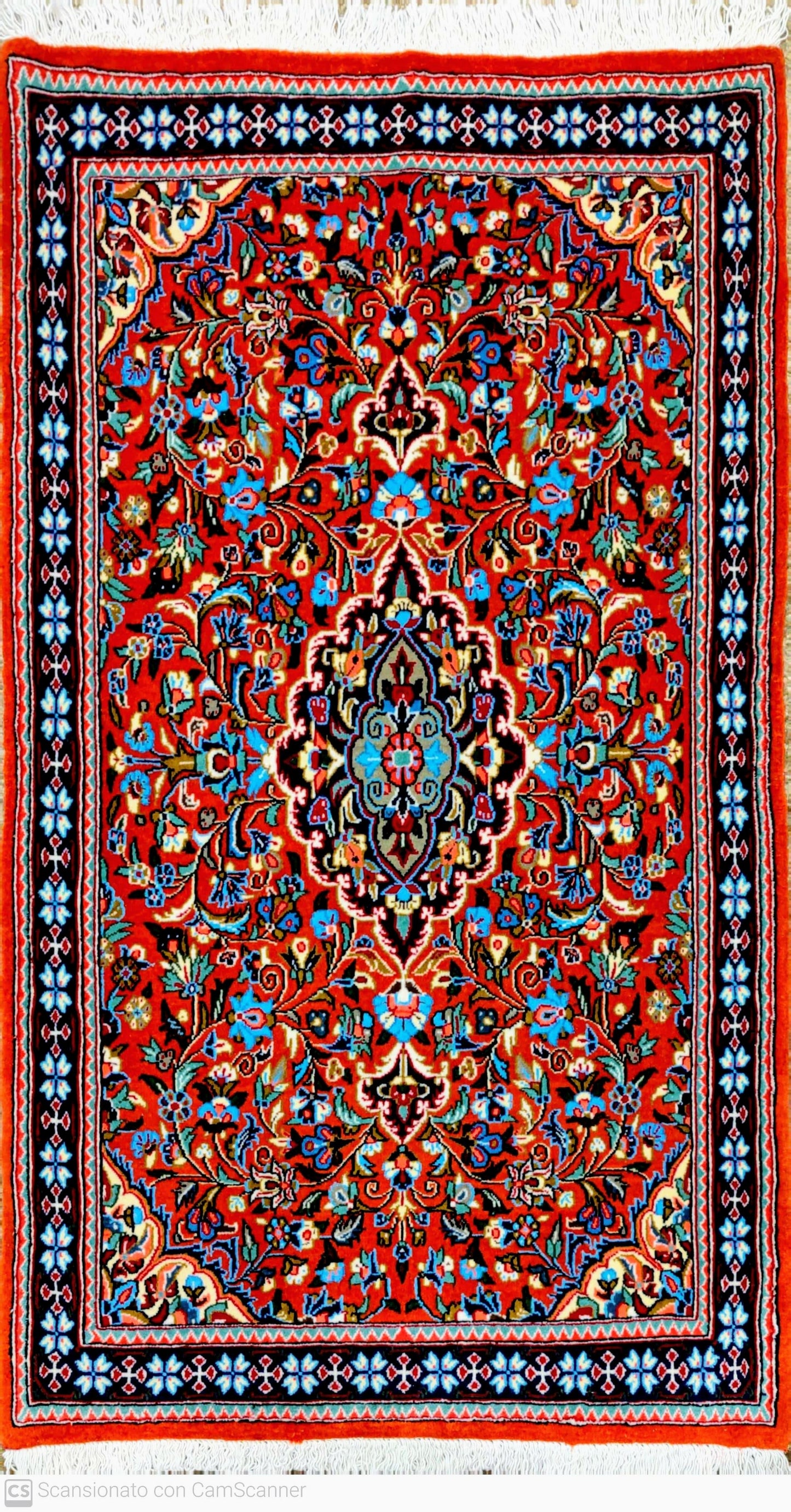 QUM 123 x 77 cm